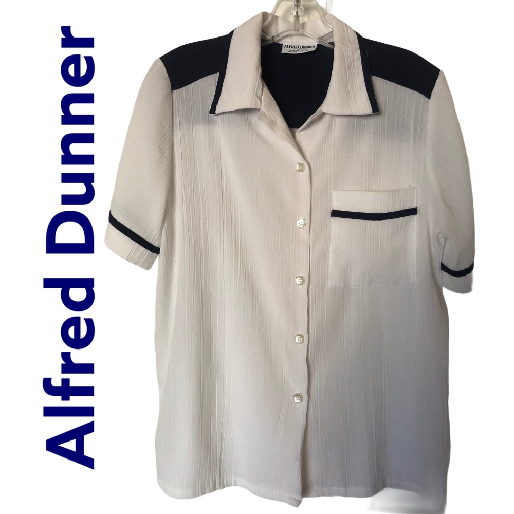 Alfred Dunner Short Sleeve White & Navy Bowler Blouse sz 8